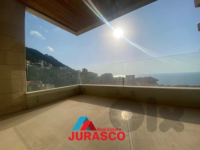 apartment for sale in sahel alma 220m / شقة للبيع في ساحل علما