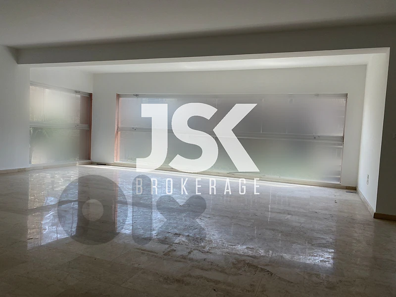 L09138 Luxurious Apartment for Sale in Achrafieh, Carré D'or
