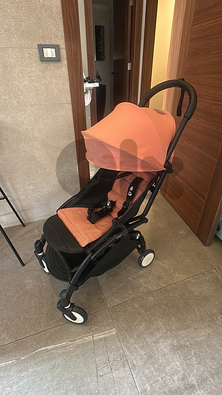 Yoyo stroller $350
