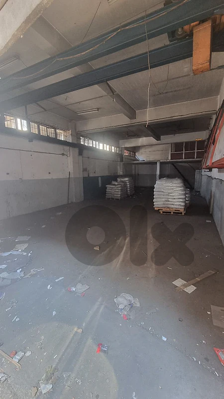 Baouchrieh Hot Deal | Easy Access |  Industrial Shop | 1300$  |