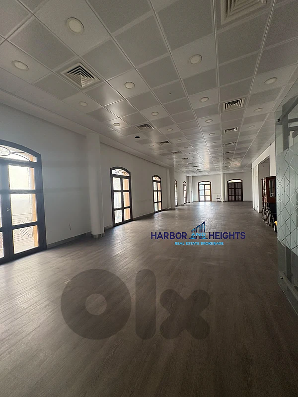 Office space for rent in Downtown - مكتب للإيجار في وسط المدينة