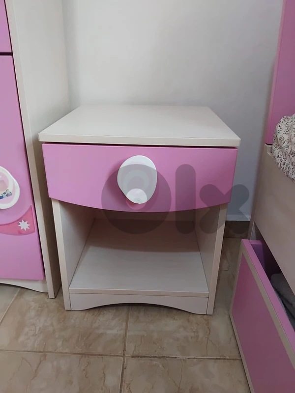 girl bedroom