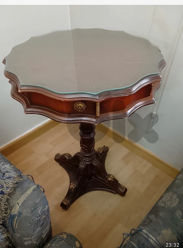 side table with glass top