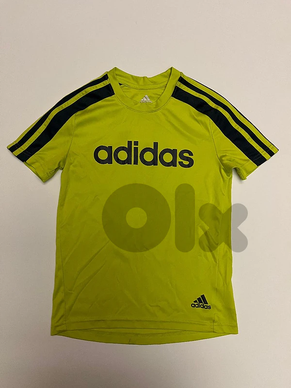 adidas sport T-shirt