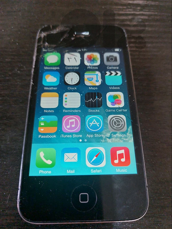4s (16GB) التفاصيل كاملة بالبوست