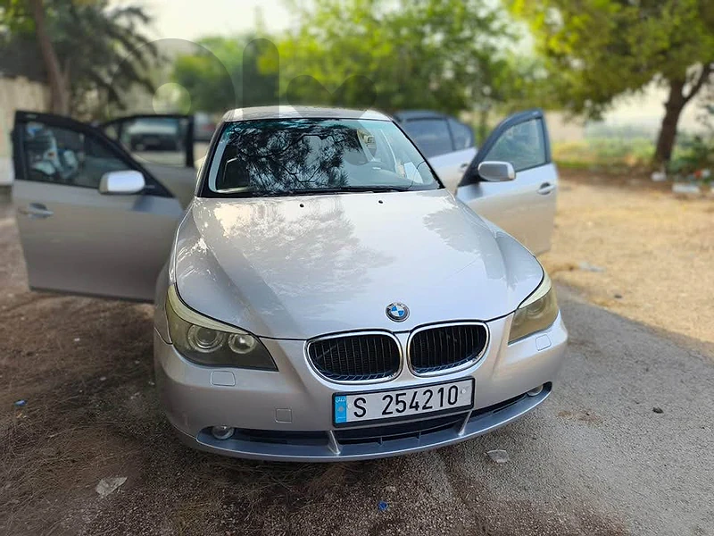BMW E60 2004