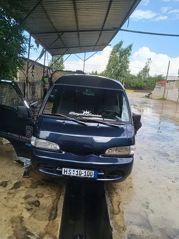 Hyundai 1998