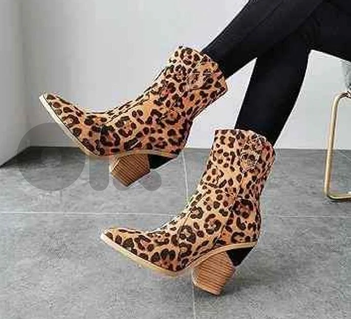 tiger boots
