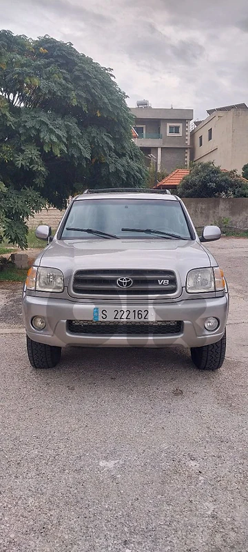 Toyota Sequoia 2002  tel 70 127 656