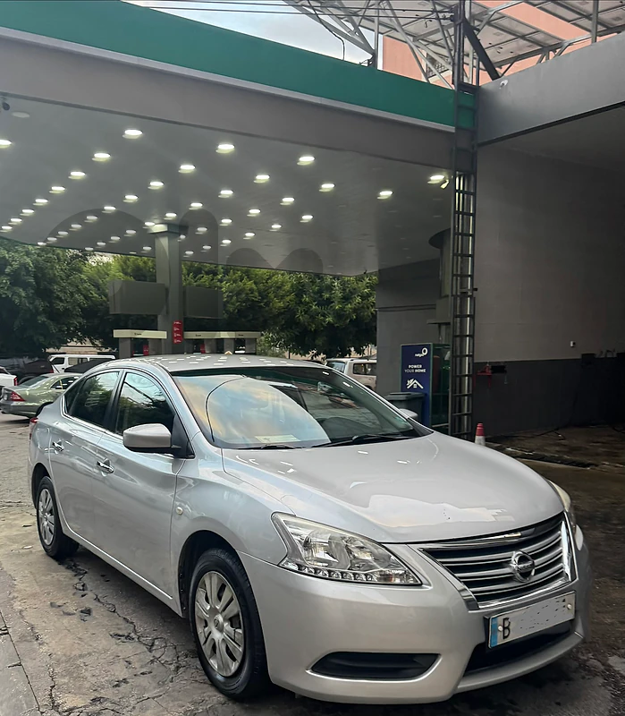 Nissan Sentra Super Clean