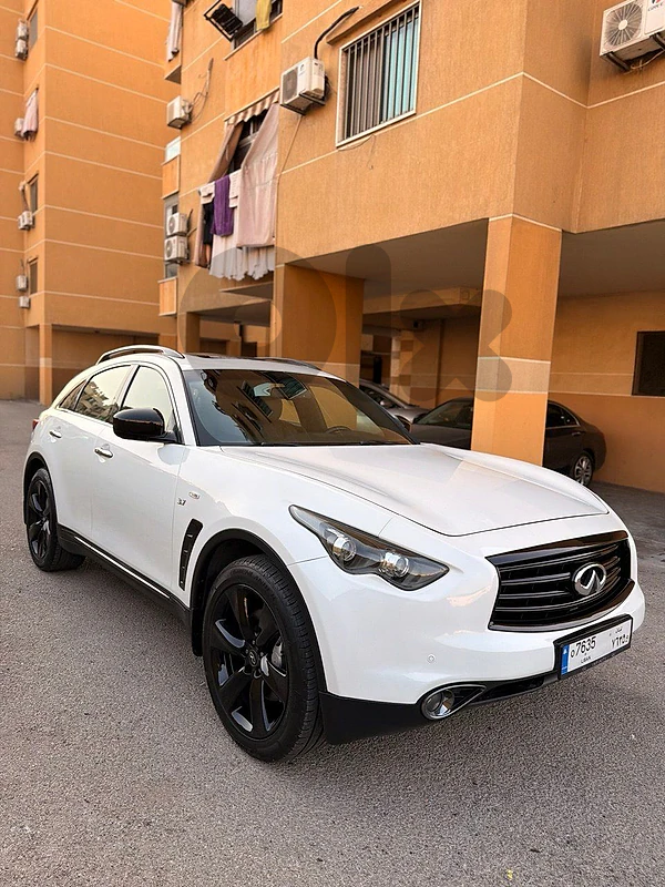 Infiniti QX70S 2016