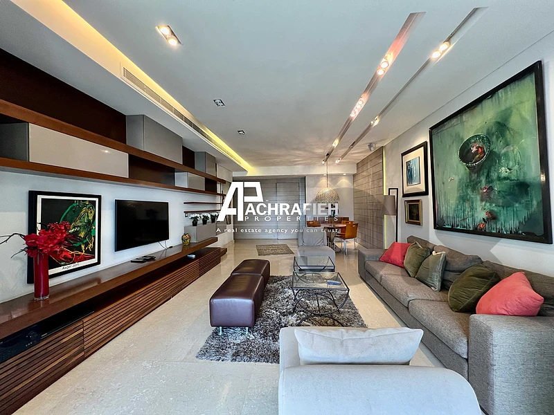 Apartment for Rent In Achrafieh - شقة للأجار في الأشرفية