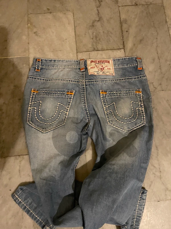 TR true R e l i g i o n BILLY size 33 great condition