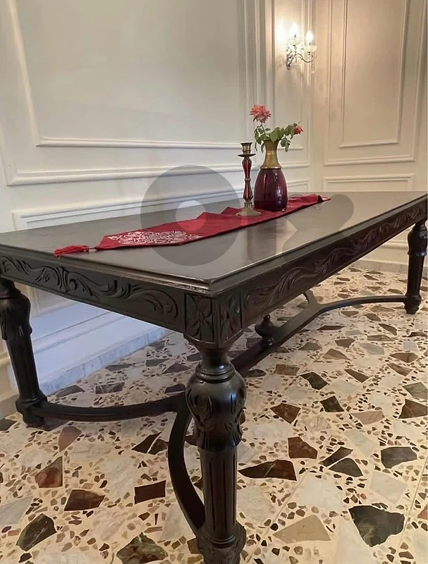 Dining table clean beautiful Saab Wood for only 699.99$
