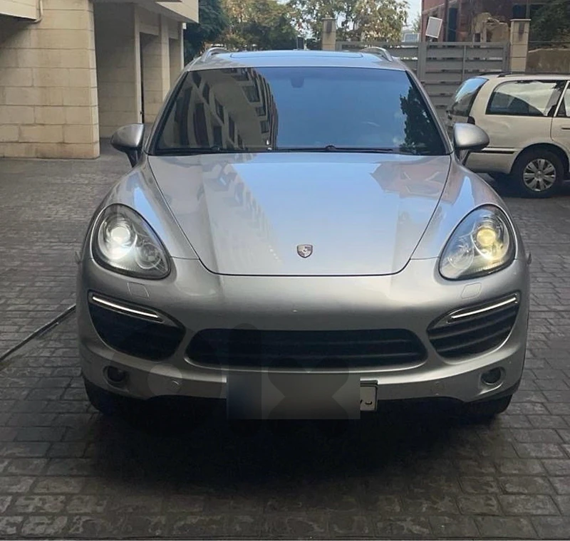 Porsche Cayenne S V8 2011 بداعي السفر!!! Porsche Cayenne S V8 2011 بداعي السفر!!!