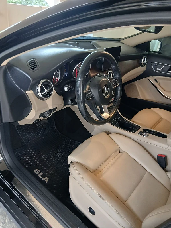 Mercedes-Benz GLA-Class 2018 250 Mercedes-Benz GLA-Class 2018 250