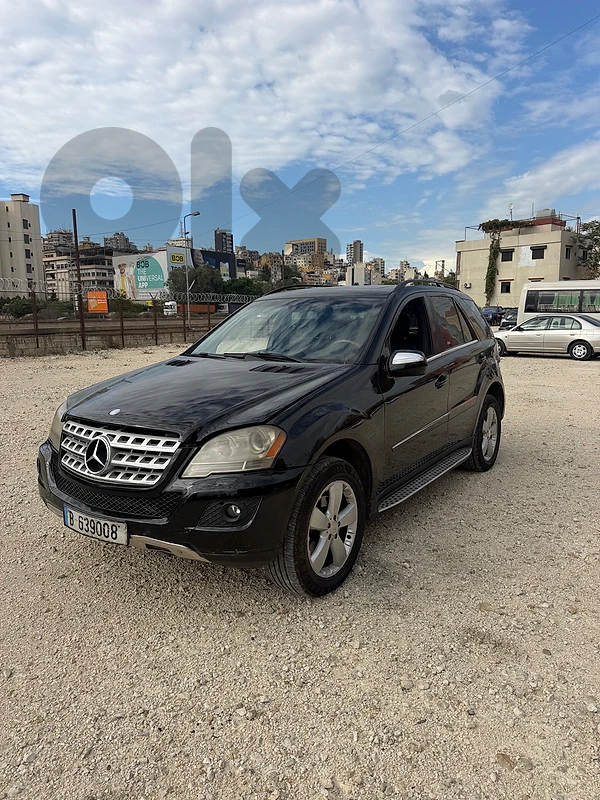 Mercedes-Benz ML-Class 2010 Mercedes-Benz ML-Class 2010