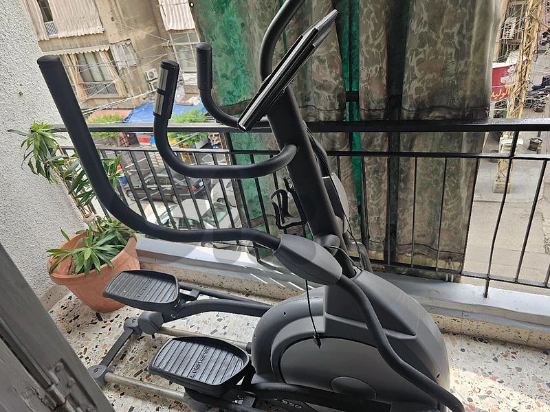 elliptical