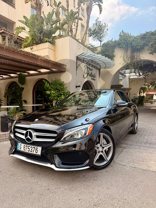 Mercedes-Benz C300 2015 4 Matic Original AMG Package 1 Owner