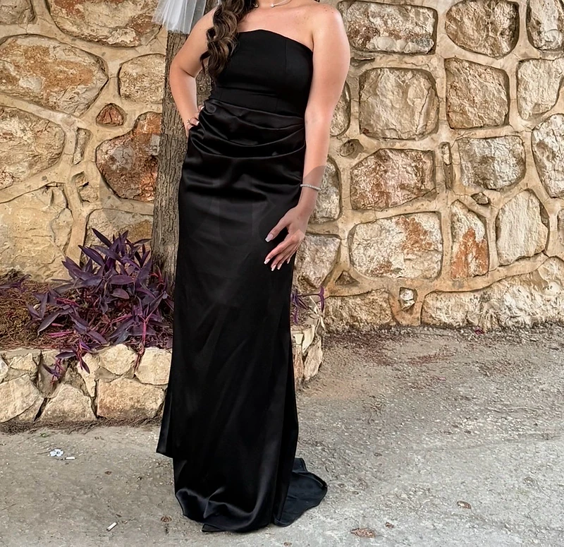 black dress