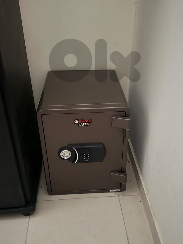 a barrelly used safe for sale
