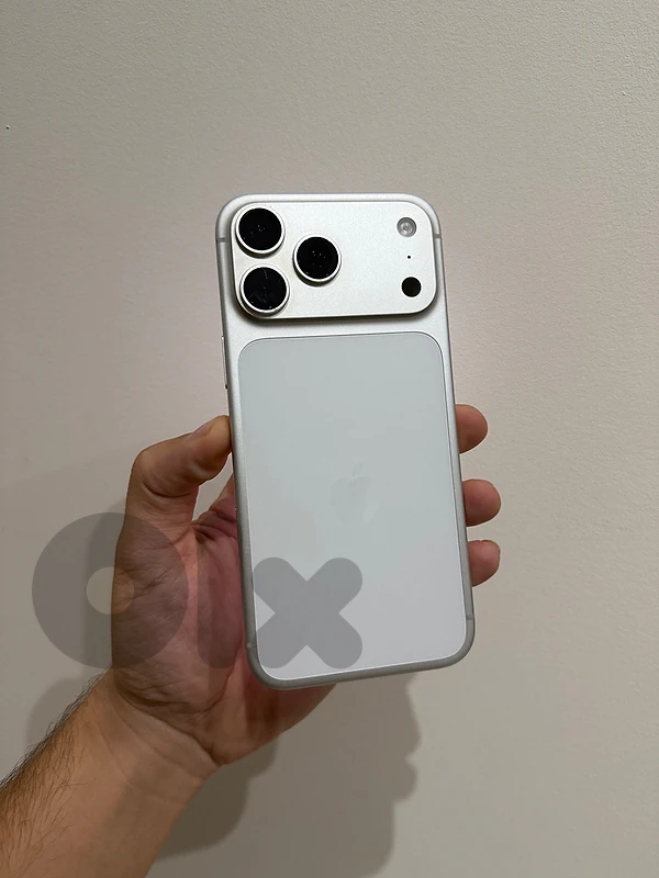 used iphone 17 pro max 256gb silver 100%🔋