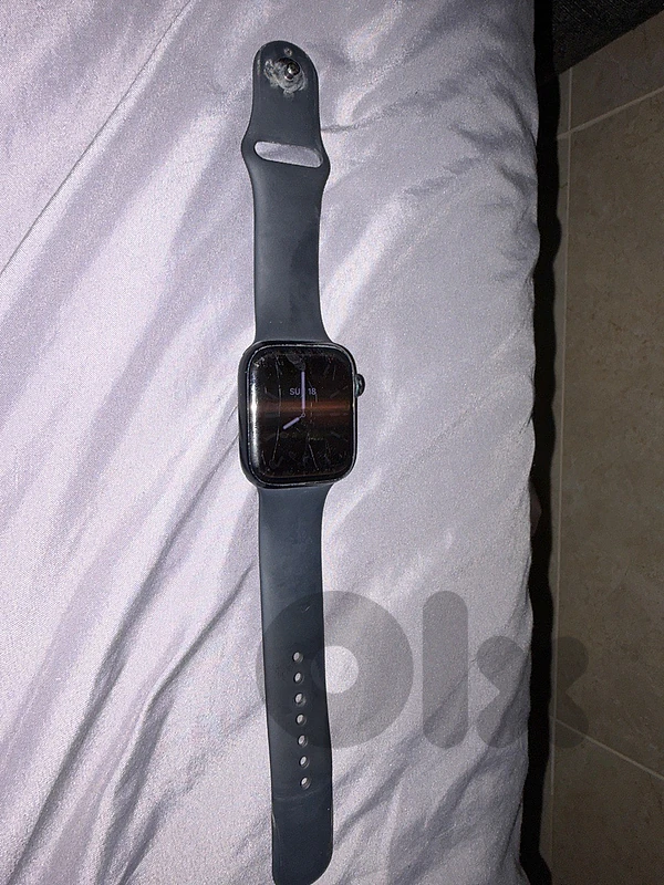 Apple Watch Series 8 – 45mm – For Sale