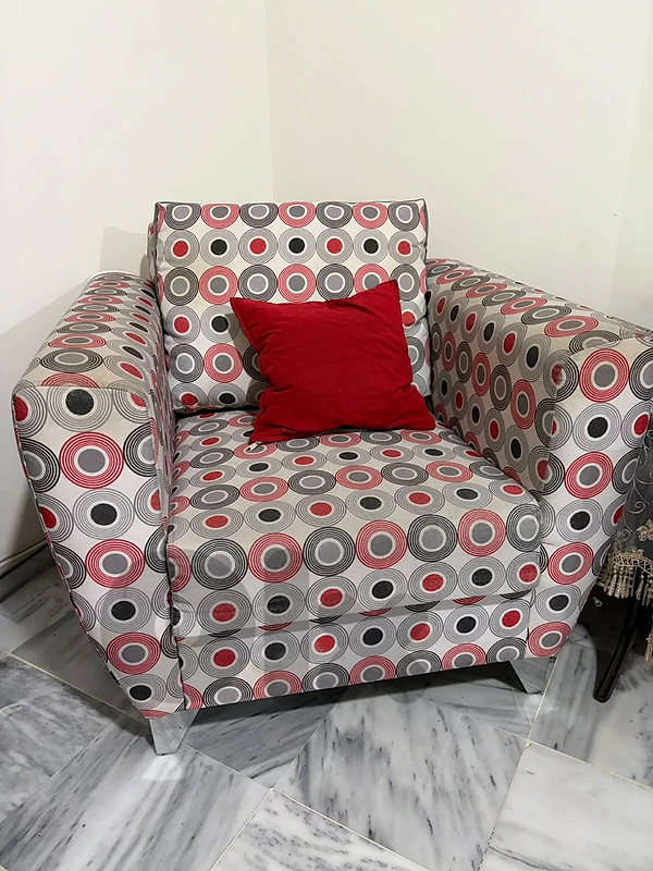 غرفة قعدة مستعملة بحالة جيدة جدا