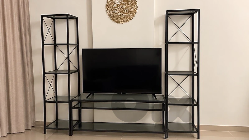 Tv unit & tables