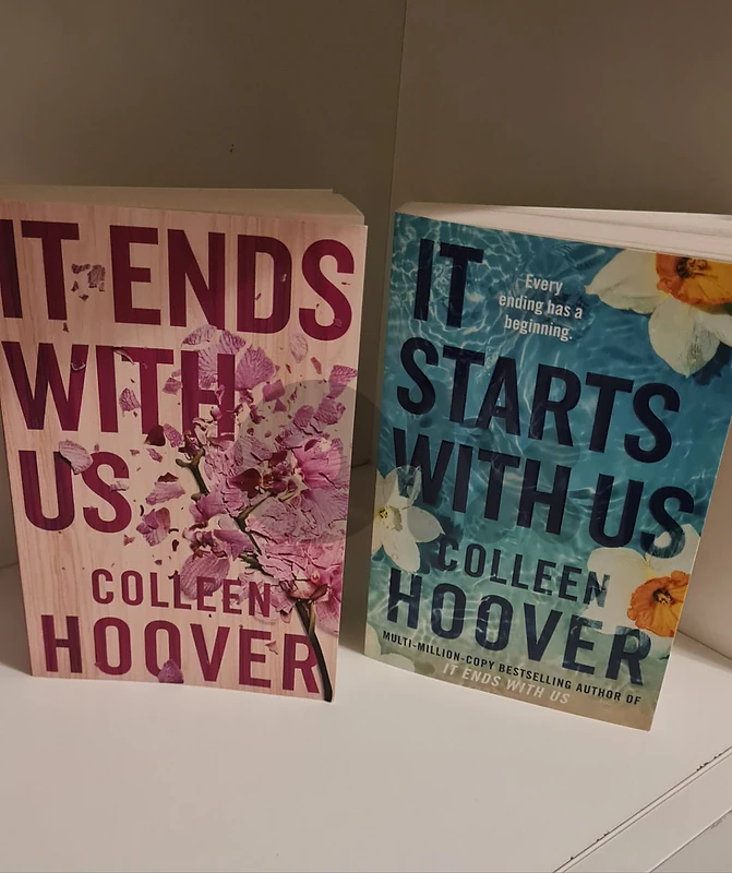 Colleen Hoover Books - It Ends With Us | It Starts With Us