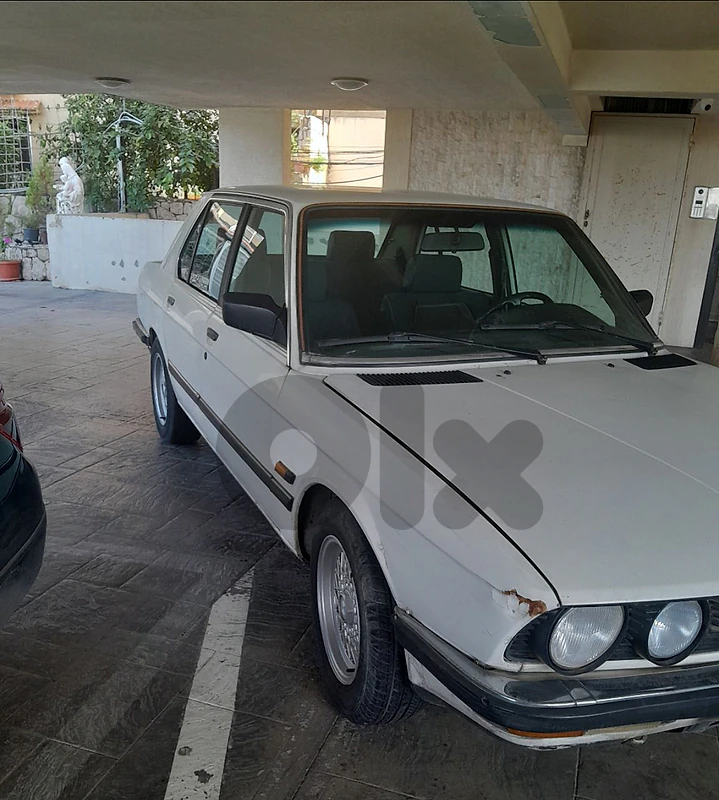 BMW 5-Series 1985 525i