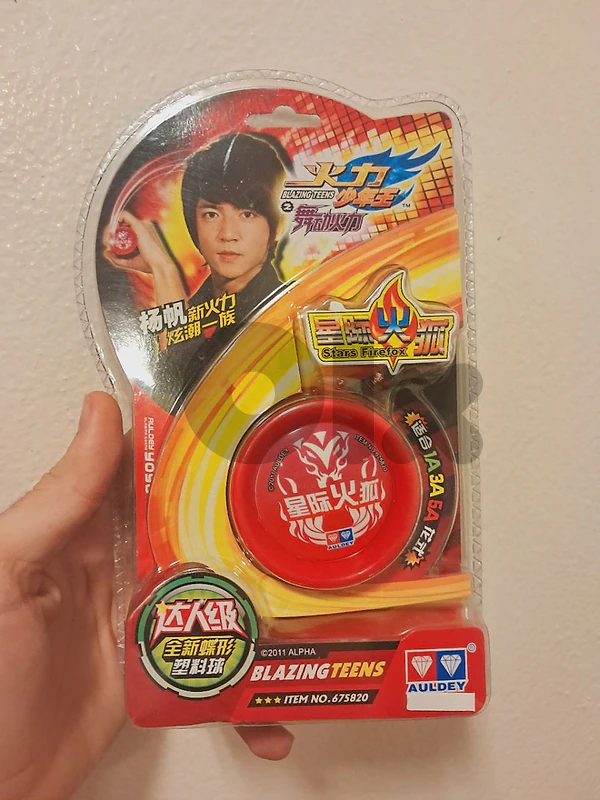 Vintage 2011 Original Blazing Teens Yoyo