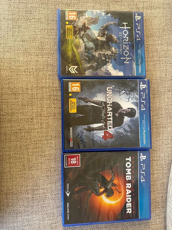 ps4 tomb raider/ uncharted 4  / horizon zero dawn