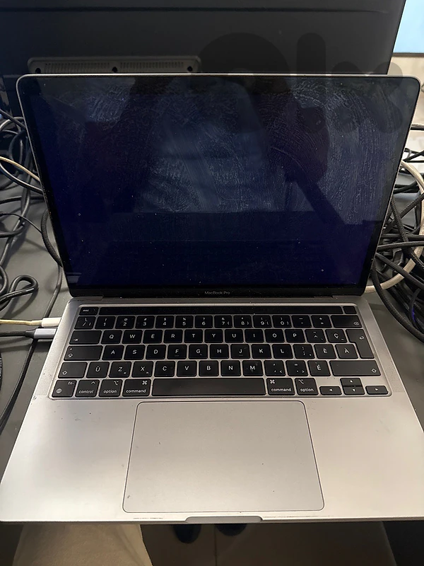 2020 Mac Pro Needs Screen