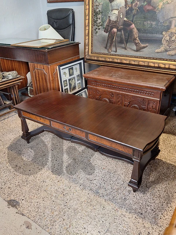 antique english coffee table