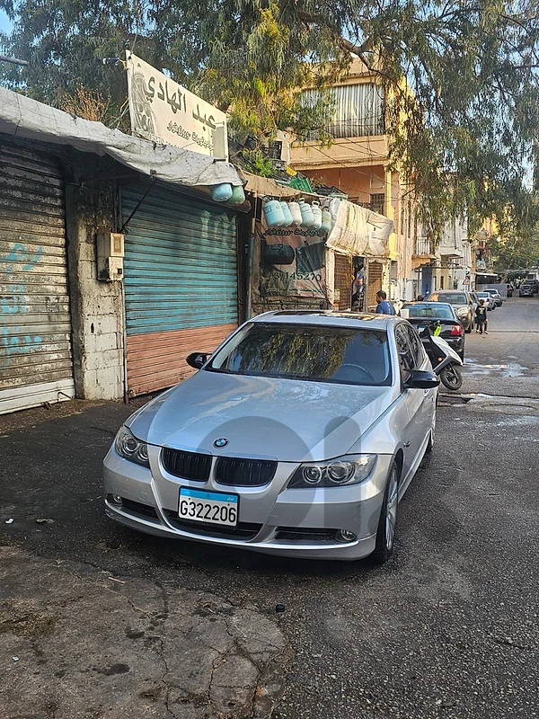 BMW 3-Series 2006 e90