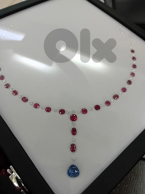 natural ruby sapphire diamond layout.