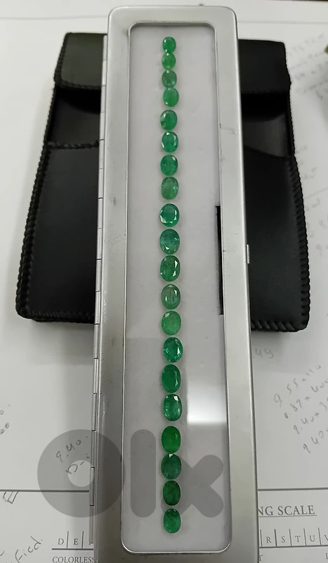 natural emerald layout 27.34 ct.