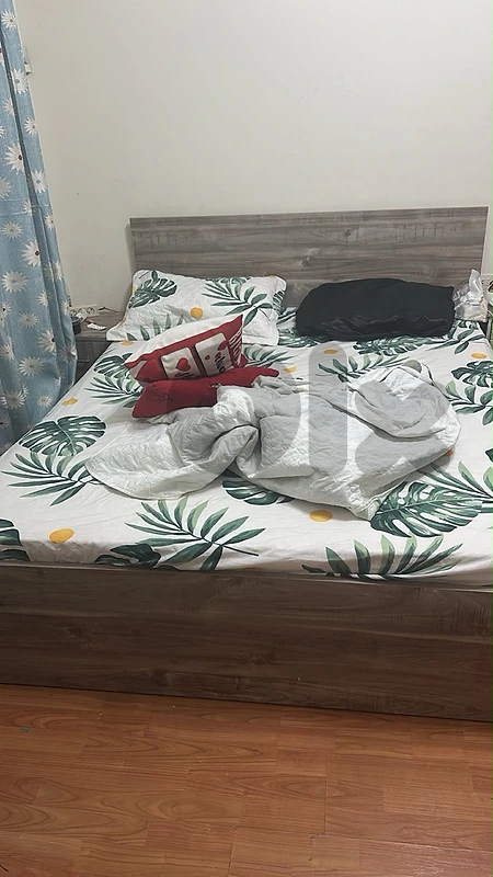 full bedroom + sofa corner