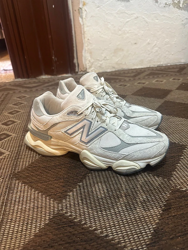 new balance 9060 white