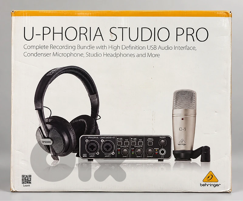 Behringer U-PHORIA Studio Pro Recording Bundle