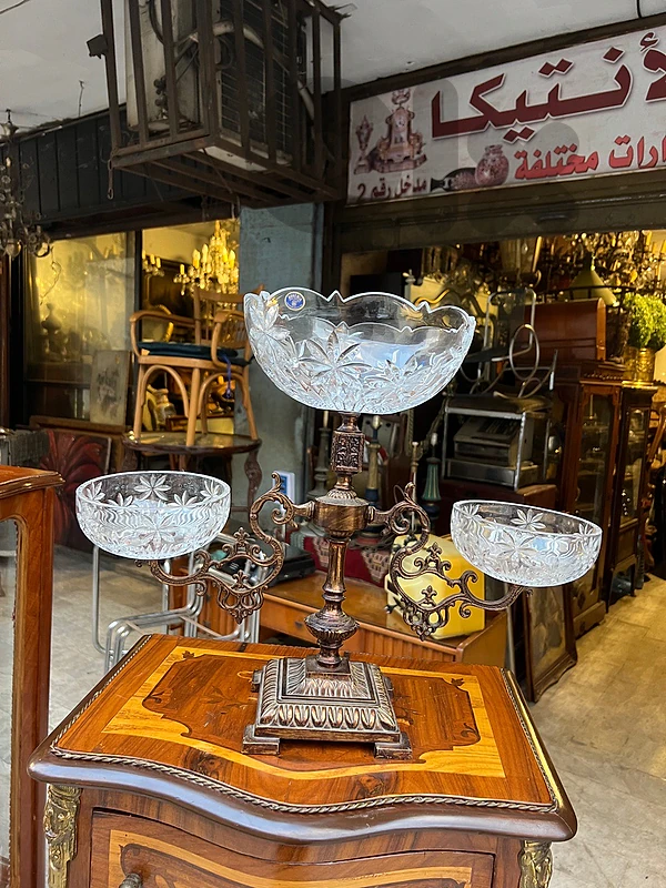 French centre piéce Bronze Epergne with Engraved Crystal Bowls,