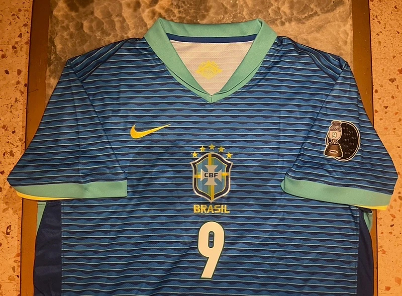 brasil away kit ronaldo R9 nike limited edition jersey