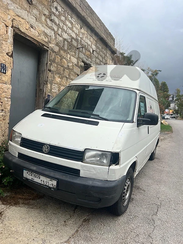 Volkswagen Up 2000 van