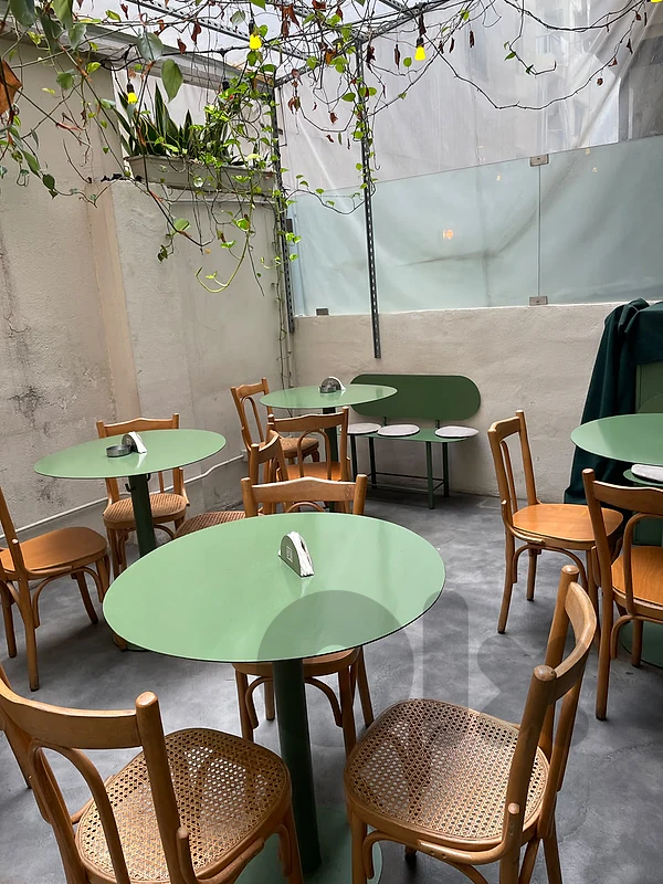 Shop + Terrace For Rent in Mar Mikhael /محل تجاري للإيجار في مار مخايل