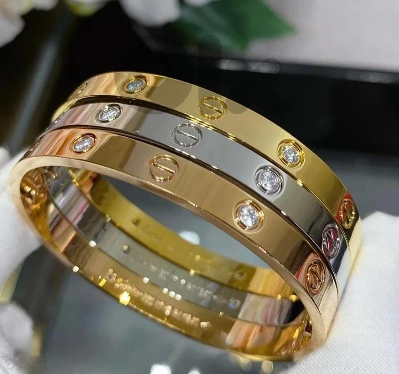 أساور كارتير عدد 3 بسس 7$