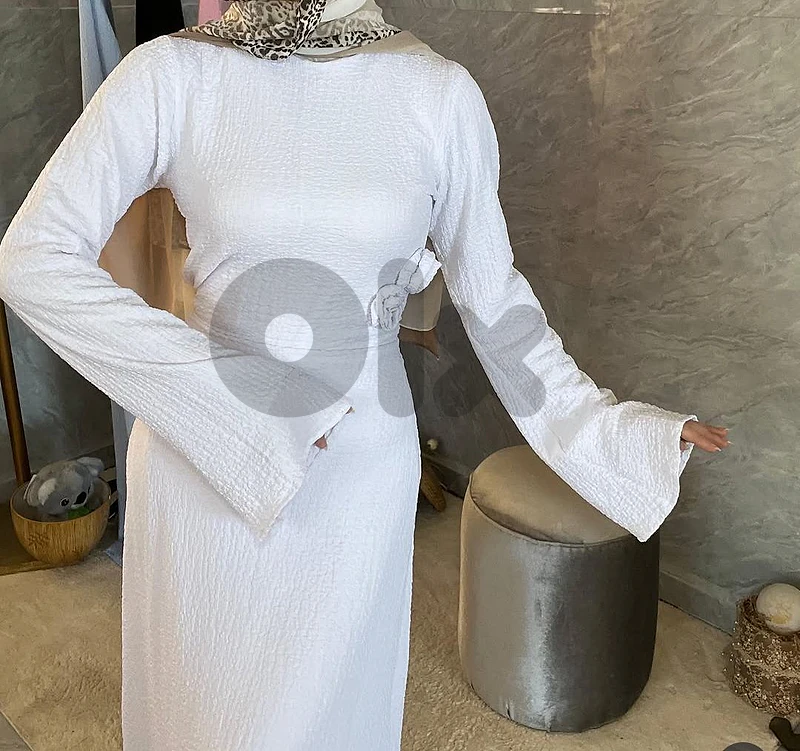 white dress medium for usdc25