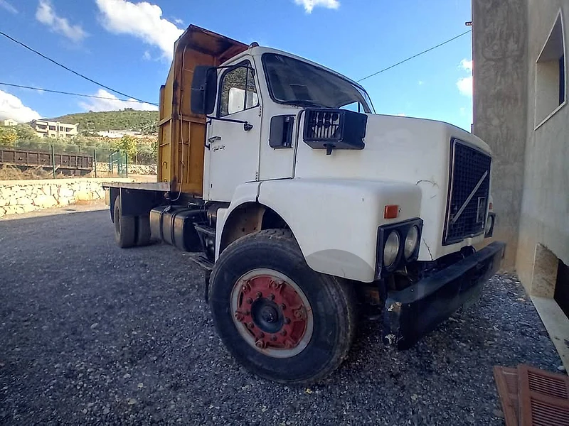 Volvo 1990