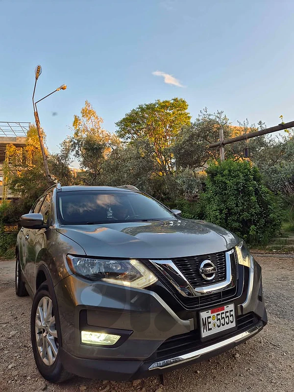Nissan rogue SV AWD 2017 Nissan rogue SV AWD 2017