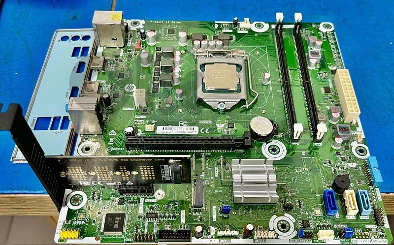 i7-7700K + HP IPM17-DD2 Motherboard + PCIe to NVMe adapter.